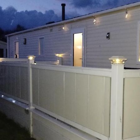 I & K Static Caravan Hire Sited On Winkups Towyn North Wales With Free Wi-Fi And Netflix Kinmel Bay Exterior foto