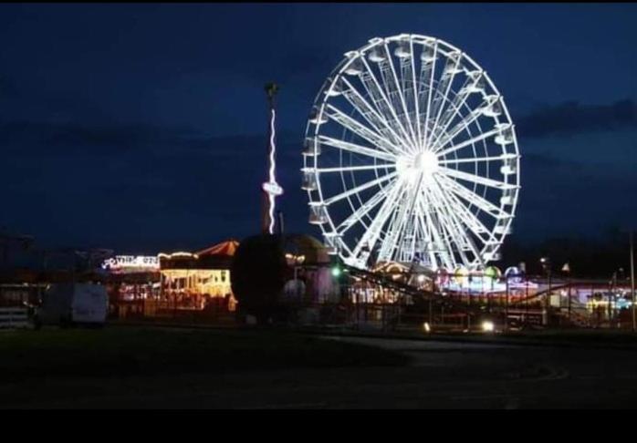 I & K Static Caravan Hire Sited On Winkups Towyn North Wales With Free Wi-Fi And Netflix Kinmel Bay Exterior foto